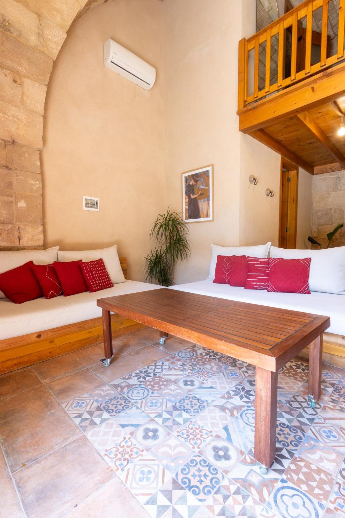 Old Town Guesthouses Batroûn Dış mekan fotoğraf