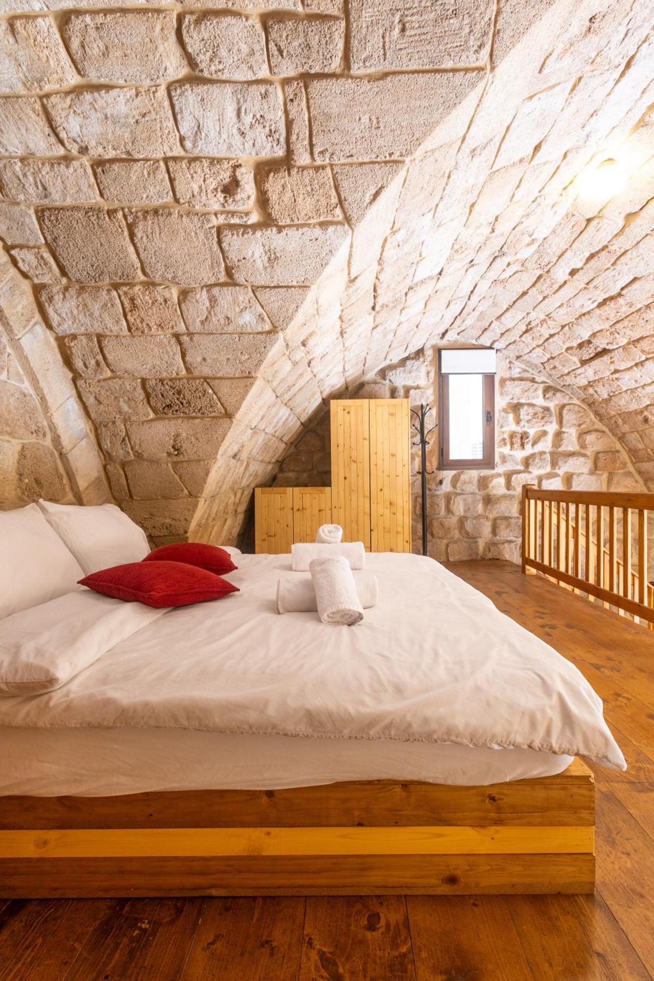 Old Town Guesthouses Batroûn Dış mekan fotoğraf