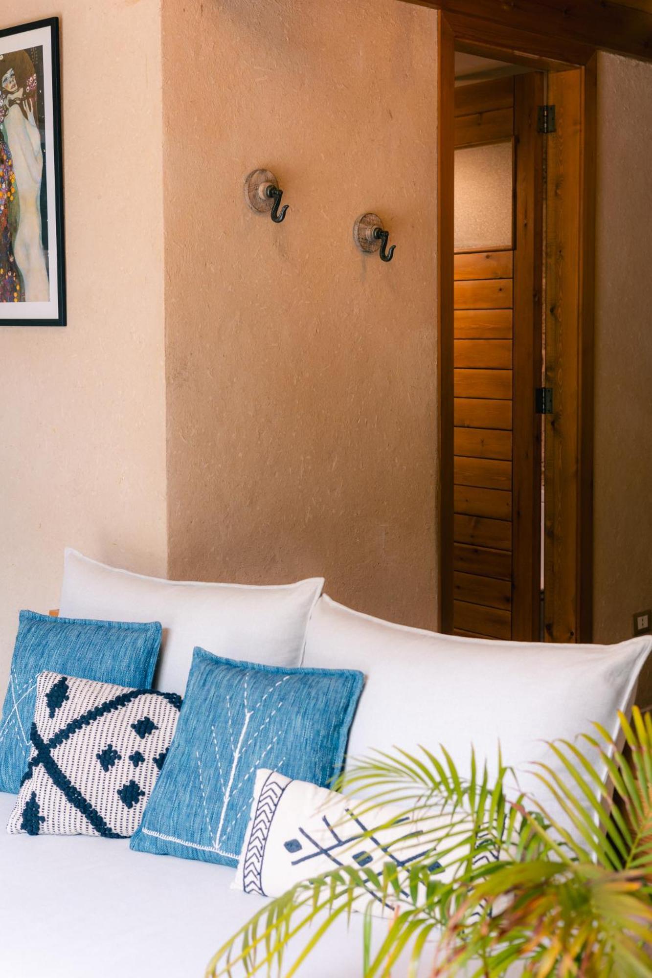 Old Town Guesthouses Batroûn Dış mekan fotoğraf