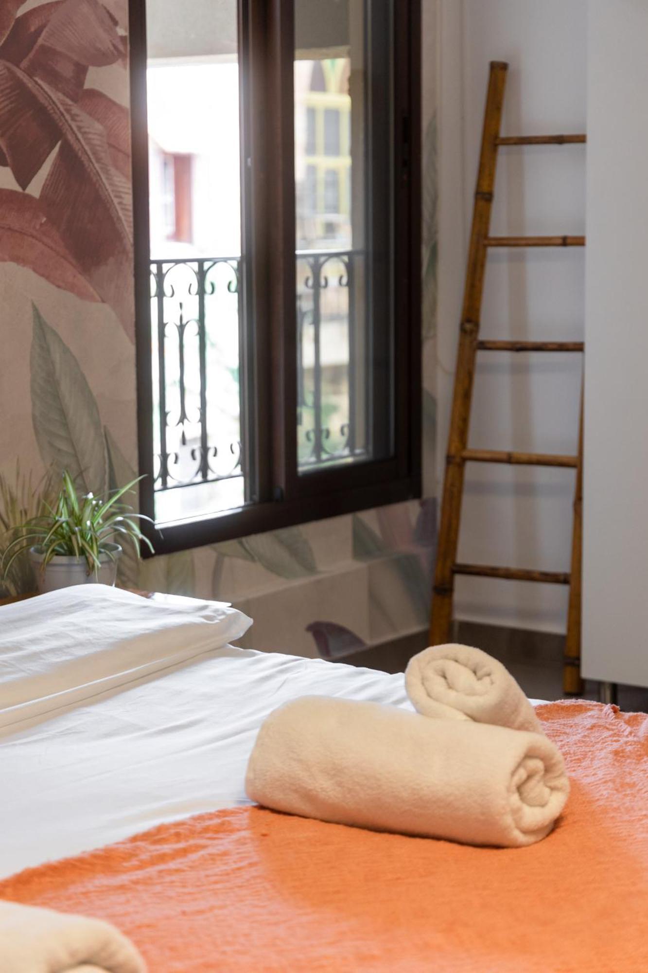 Old Town Guesthouses Batroûn Dış mekan fotoğraf